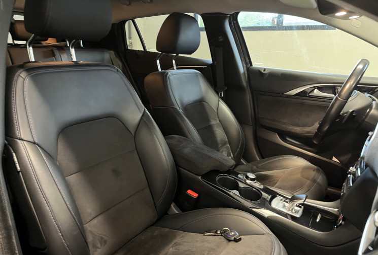 Infinity Q30 2.2d 170ch Premium DCT7