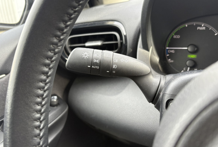 Toyota Yaris MC24 116cv 1.5 VVTI Dynamic Business * Carplay Sans Fil * Caméra * Garantie TOYOTA