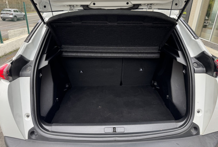 Peugeot 2008 1.5 BlueHDi 100 ch Allure Business / Cockpit / ENTRETIEN COMPLET /  