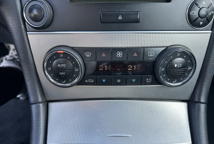 Mercedes Classe CLK II 220 CDI 150 Ch AVANTGARDE 7G-TRONIC