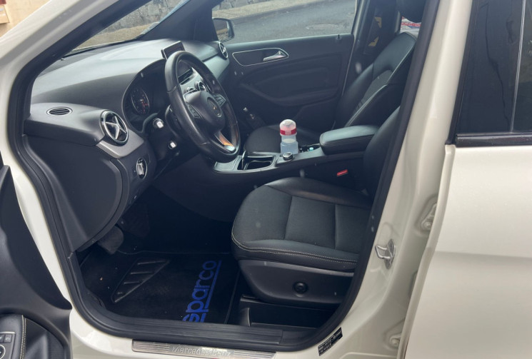 Mercedes Classe B  Phase 2 200 1.6 i 16V 7G-DCT 156 cv FASCINATION