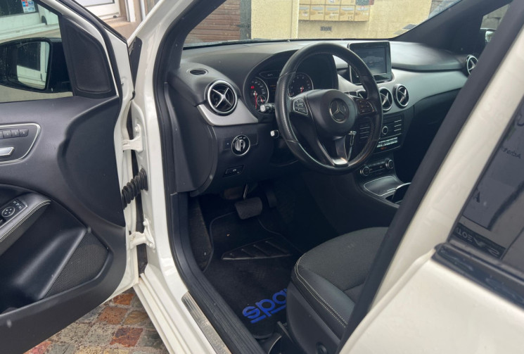 Mercedes Classe B  Phase 2 200 1.6 i 16V 7G-DCT 156 cv FASCINATION