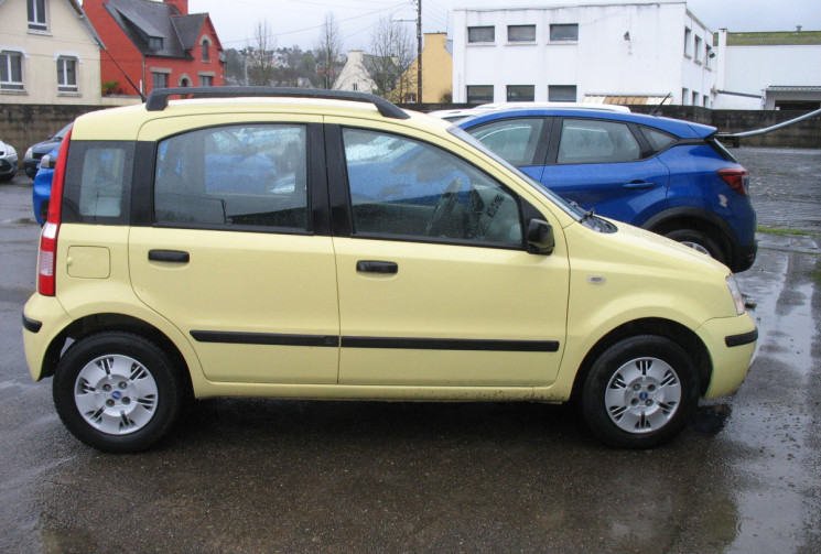 FIAT Panda 1.1 essence Bella 54 CH 5Portes 129000 km