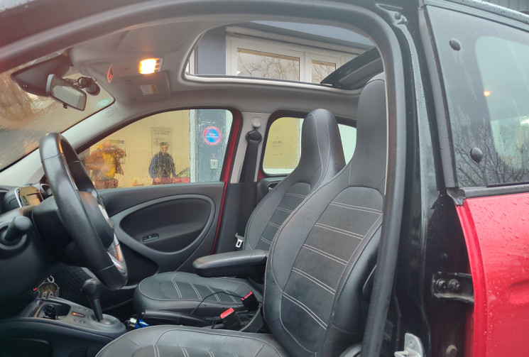 SMART FORFOUR Electrique 82ch prime Toit ouvrant / Cuir 