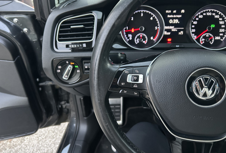 Volkswagen Golf VII 2.0 TDI 150 Ch BLUEMOTION TECHNOLOGY ALLSTAR DSG6 5P * CARPLAY * GPS * CAMERA