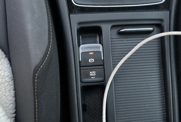 Volkswagen Golf VII 2.0 TDI 150 Ch BLUEMOTION TECHNOLOGY ALLSTAR DSG6 5P * CARPLAY * GPS * CAMERA