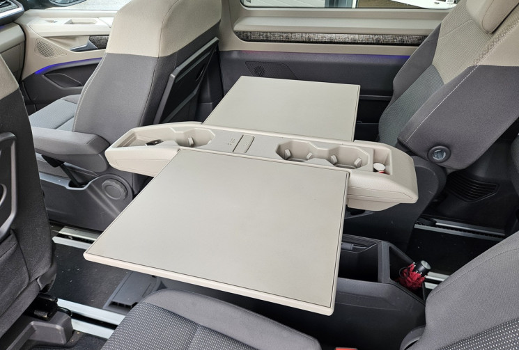 Volkswagen Multivan VII (T7) 1.4 E-HYBRID 218 DSG6 ENERGETIC 7P