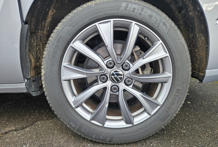 Volkswagen Multivan VII (T7) 1.4 E-HYBRID 218 DSG6 ENERGETIC 7P