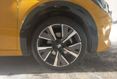 Peugeot 208 1.2 PT 100CV FINITION GT LINE ETAT NEUF GARANTIE 6 MOIS