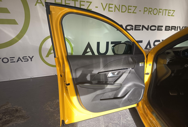 Peugeot 208 1.2 PT 100CV FINITION GT LINE FAIBLE KILOMETRAGE  GARANTIE 6 MOIS