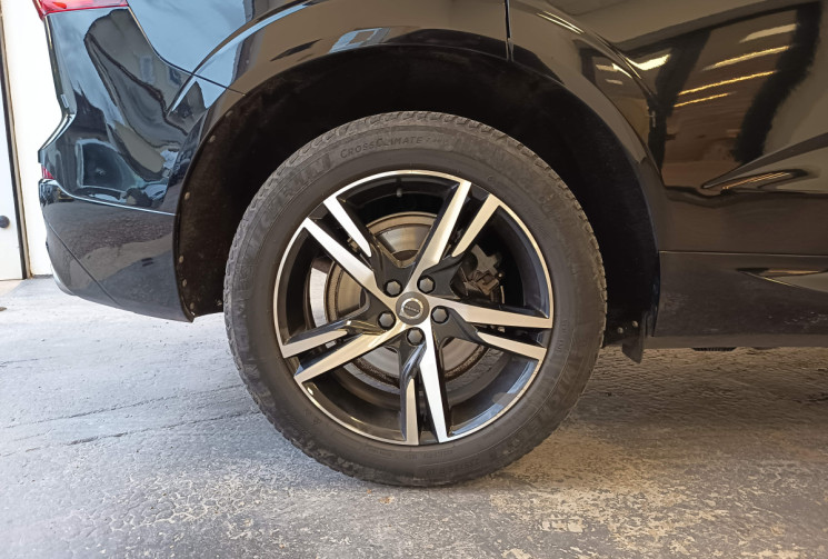 Volvo XC60 R DESIGN 4WD ENTRETIEN A JOUR 