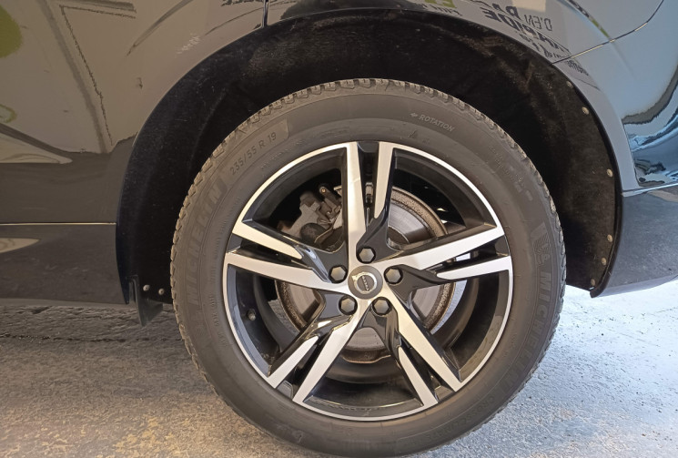 Volvo XC60 R DESIGN 4WD ENTRETIEN A JOUR 