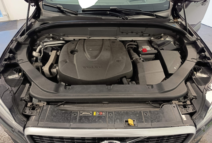 Volvo XC60 R DESIGN 4WD ENTRETIEN A JOUR 