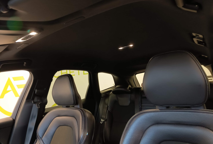 Volvo XC60 R DESIGN 4WD ENTRETIEN A JOUR 