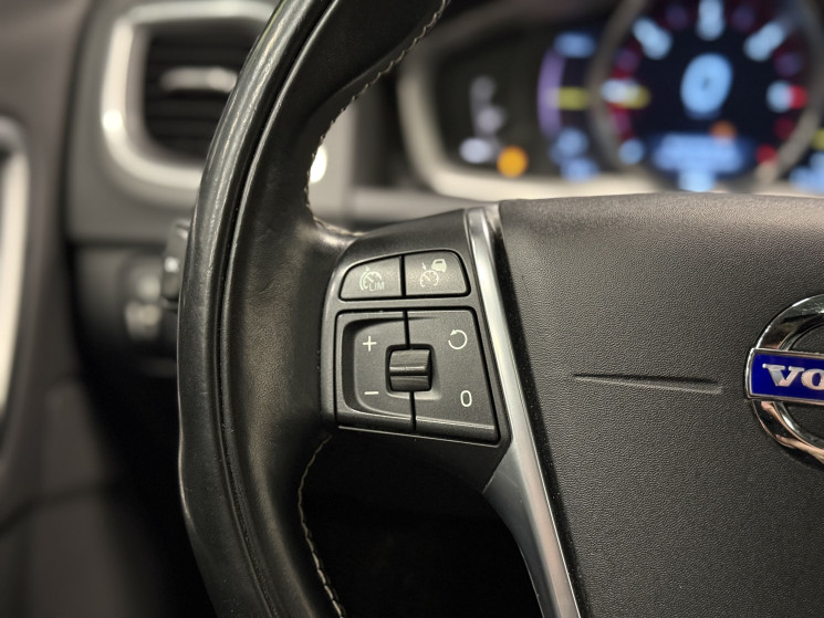 Volvo V60 AWD Plug-in Hybrid Pure Limited Edition 215 + 70 ch