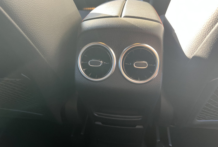 Mercedes GLA 250e 218 CH EQ Power 8G-DCT AMG LINE