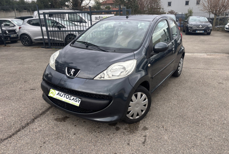 Peugeot 107 1.0 TRENDY 68 CH