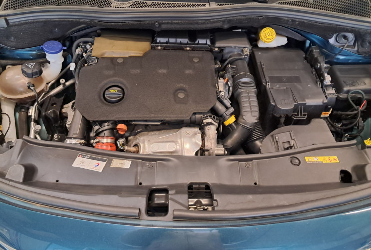 Peugeot 2008 1.5 BlueHDi 120 S&S EAT6 ALLURE CAMERA - 2EME MAIN - TBE - SUIVI GGE - GARANTIE 12 MOIS