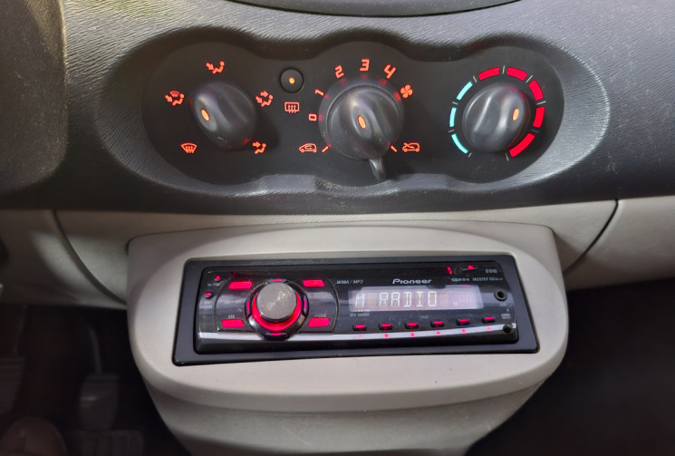 Renault Twingo  1.2 i 16V LEV 75 GARANTIE 12 MOIS