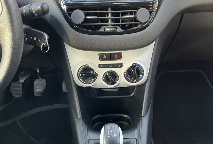 Peugeot 208 I Phase 2 3 Portes 1.2 VTi 68 cv