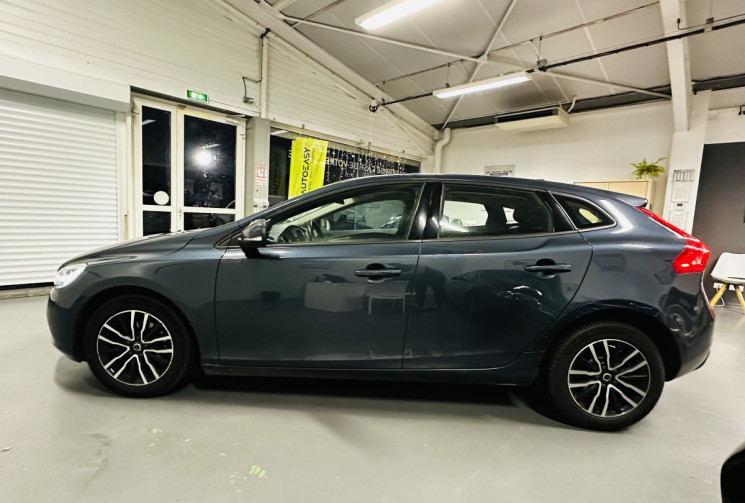 Volvo V40 D2 120ch Momemtum