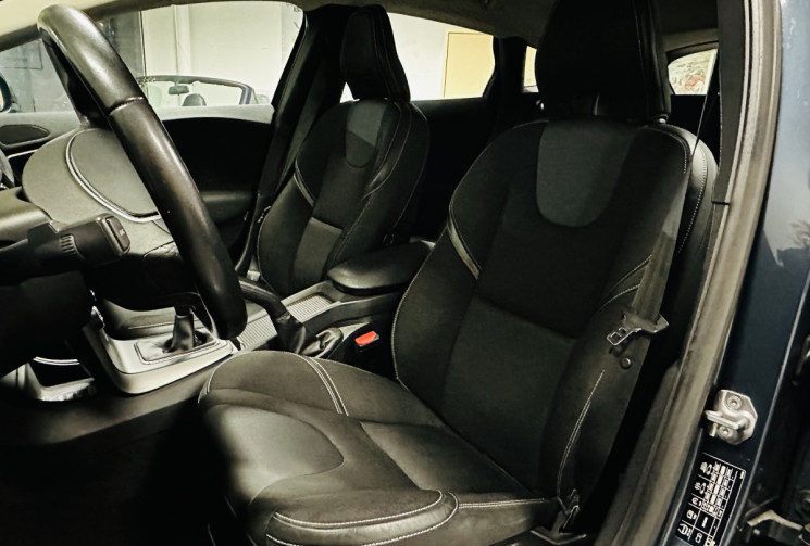 Volvo V40 D2 120ch Momemtum