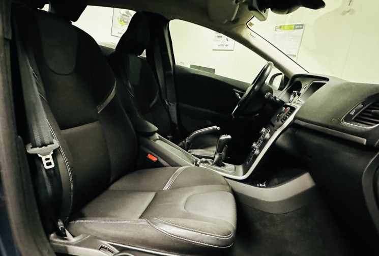 Volvo V40 D2 120ch Momemtum