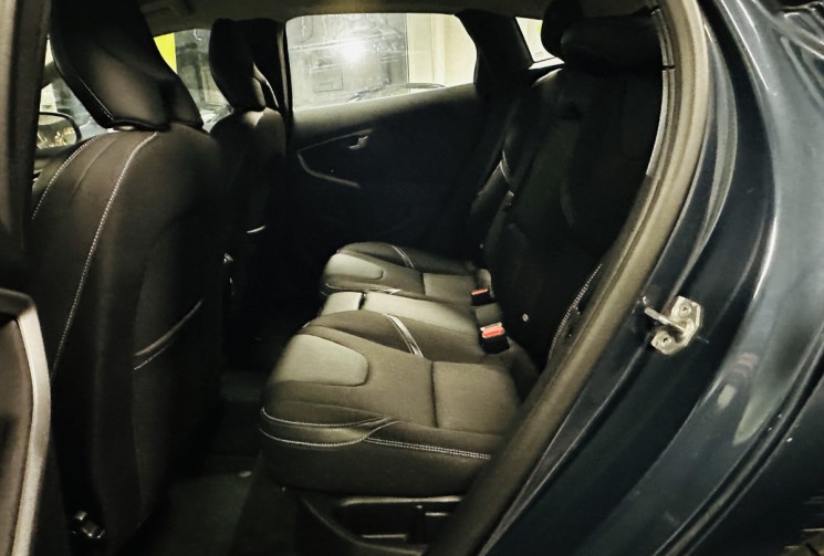 Volvo V40 D2 120ch Momemtum