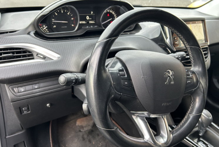 Peugeot 2008 ALLURE 1.5 BlueHDI 120cv BVA eat6