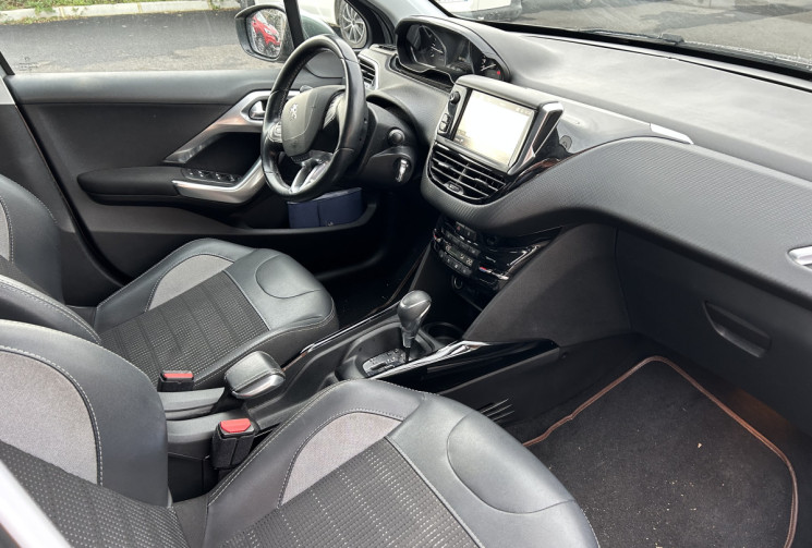Peugeot 2008 ALLURE 1.5 BlueHDI 120cv BVA eat6