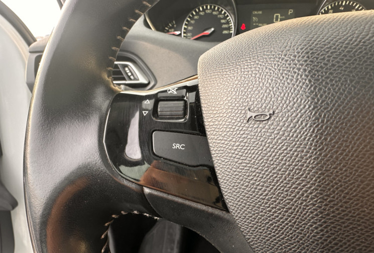 Peugeot 308 II (T9) 1.2 i 130 ch EAT6 ALLURE