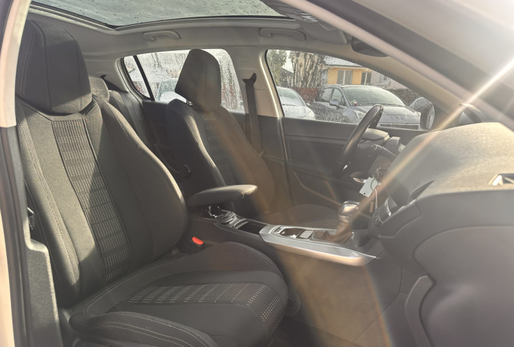 Peugeot 308 II (T9) 1.2 i 130 ch EAT6 ALLURE