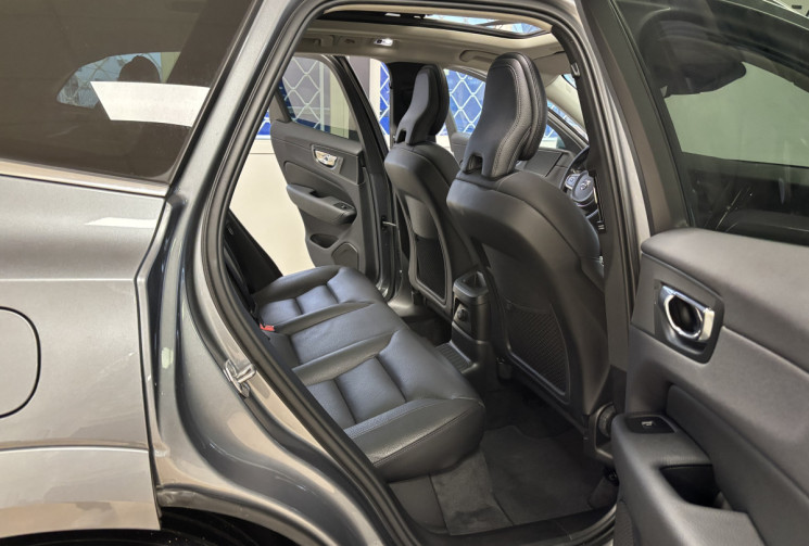 Volvo XC60 PHASE 2 T6 RECHARGE 2.0 TI 340 HYBRID AWD GEARTRONIC8 / SUIVI COMPLET VOLVO