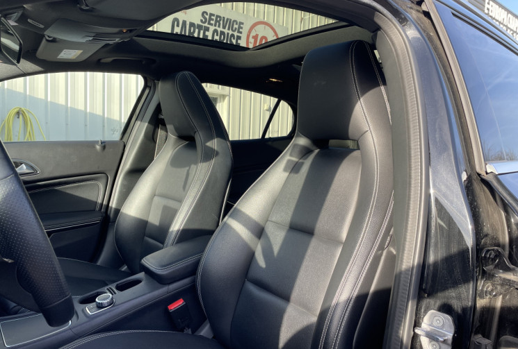 Mercedes GLA 200 156 ch Sport Edition 7G-DCT*Apple Carplay/Toit Ouvrant/Angle Mort/JA 19 AMG