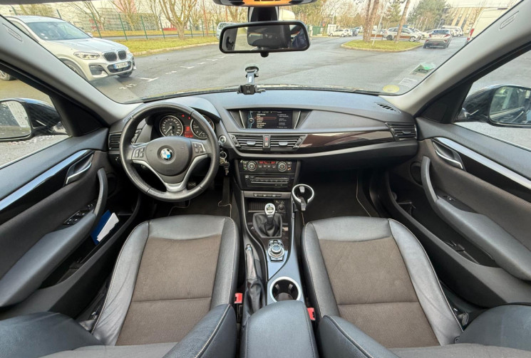 BMW X1  sDrive 16d 116 * Toit Ouvrant / 