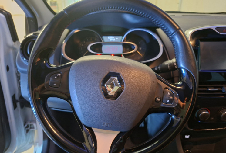 Renault Clio IV phase 2 0.9 TCe 12V eco2 S&S 90 LIMITED GARANTIE 6 MOIS