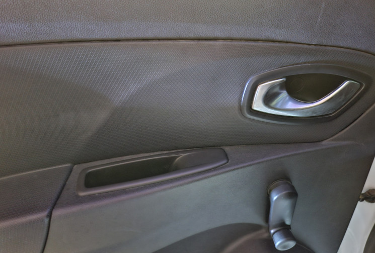 Renault Clio IV phase 2 0.9 TCe 12V eco2 S&S 90 LIMITED GARANTIE 6 MOIS