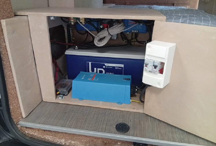 Peugeot Expert 120 CV  AMENAGEMENT VAN EQUIPEMENT PAS DE TVA DISTRIBUTION FAITE