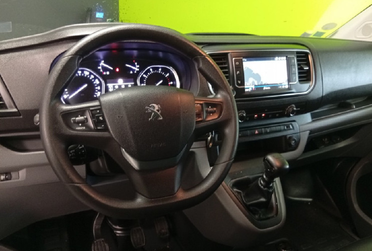 Peugeot Expert 120 CV  AMENAGEMENT VAN EQUIPEMENT PAS DE TVA DISTRIBUTION FAITE