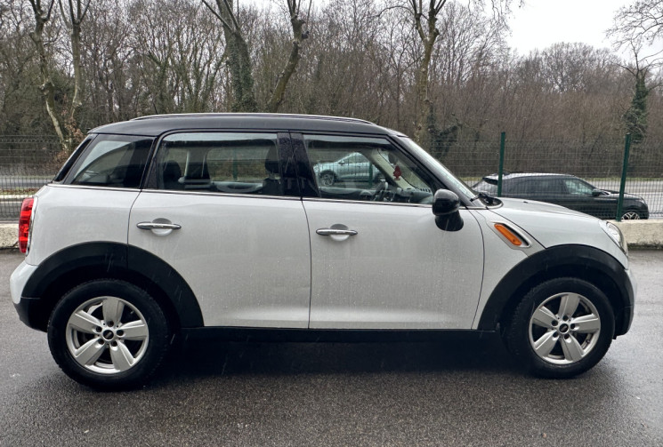 Mini Countryman (R60) Cooper D 2.0 D 112 ch / Toit Ouvrant / Garantie 6 mois