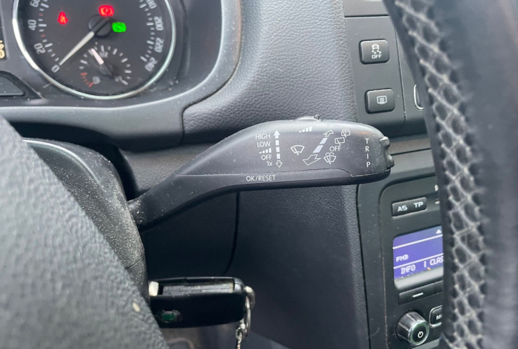 Skoda ROOMSTER Phase 2 1.2 TSi DSG7 105 cv Boîte auto