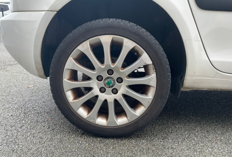 Skoda ROOMSTER Phase 2 1.2 TSi DSG7 105 cv Boîte auto