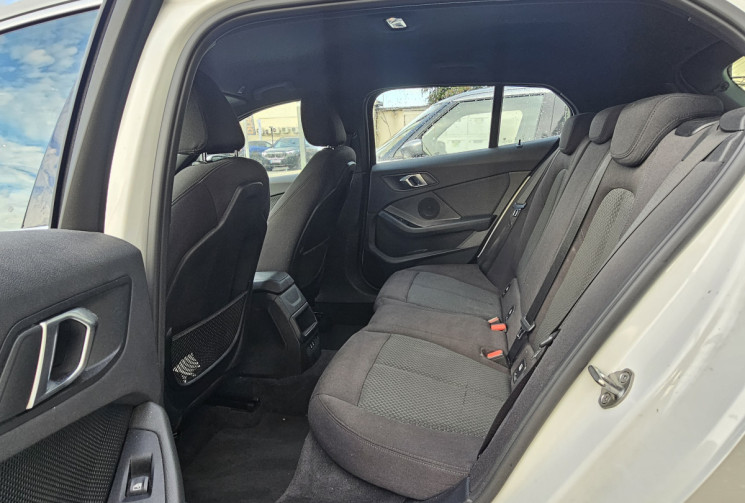 BMW Série 1 116d Lounge DKG7  SUIVI BMW