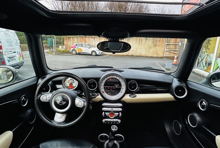 Mini Clubman Cooper D 110ch Pack Chili Toit ouvrant panoramique / sièges chauffants cuir 