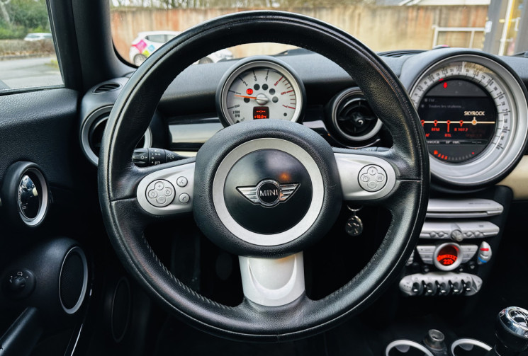 Mini Clubman Cooper D 110ch Pack Chili Toit ouvrant panoramique / sièges chauffants cuir 