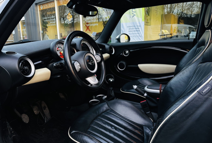 Mini Clubman Cooper D 110ch Pack Chili Toit ouvrant panoramique / sièges chauffants cuir 