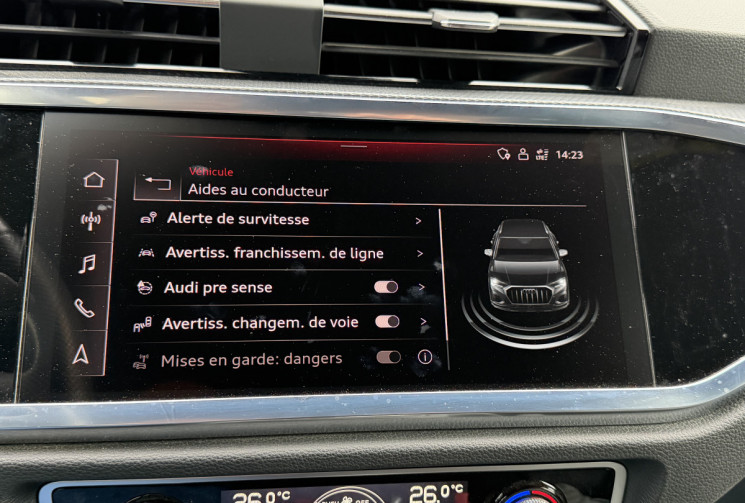 Audi Q3 35 TFSI 150 S-Line S-tronic 7 Mild Hybrid  * Française en stock / Entretien AUDI / Carplay