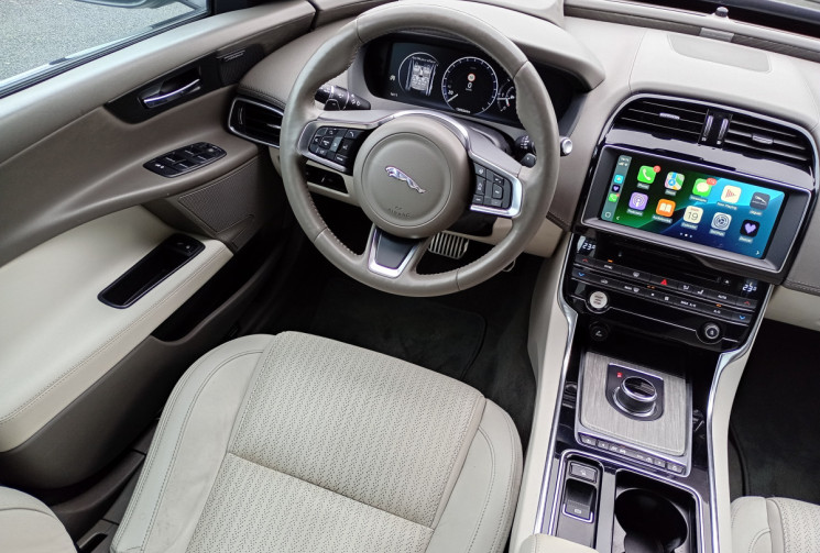 Jaguar XE 2.0 D - 180 - BVA BERLINE *Portfolio*