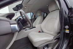 Jaguar XE 2.0 D 180 Ch Finition Portfolio (haut de gamme max de chez Jaguar)