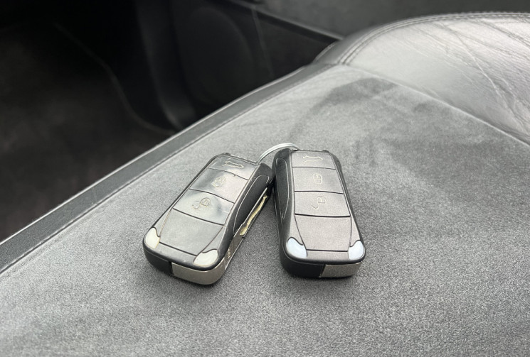 Porsche Cayenne GTS 4.8 V8 405 Tiptronic S / Véhicule Français / Caméra / Toit Ouvrant / Keyless 